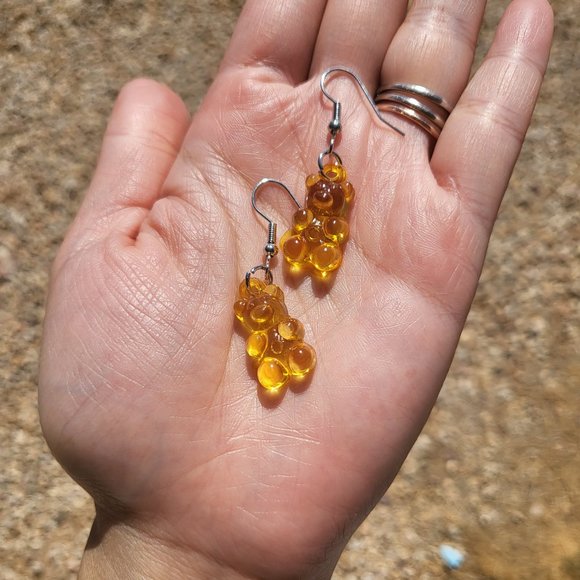 Women's Fashion Jewelry Gummy Bears Dangling 1 Set of Earrings - Picture 3 of 12